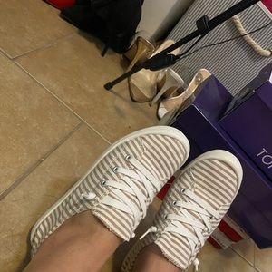 Target womans shoe 6